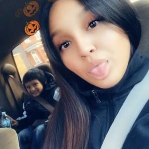 Meet your Posher, Andreina